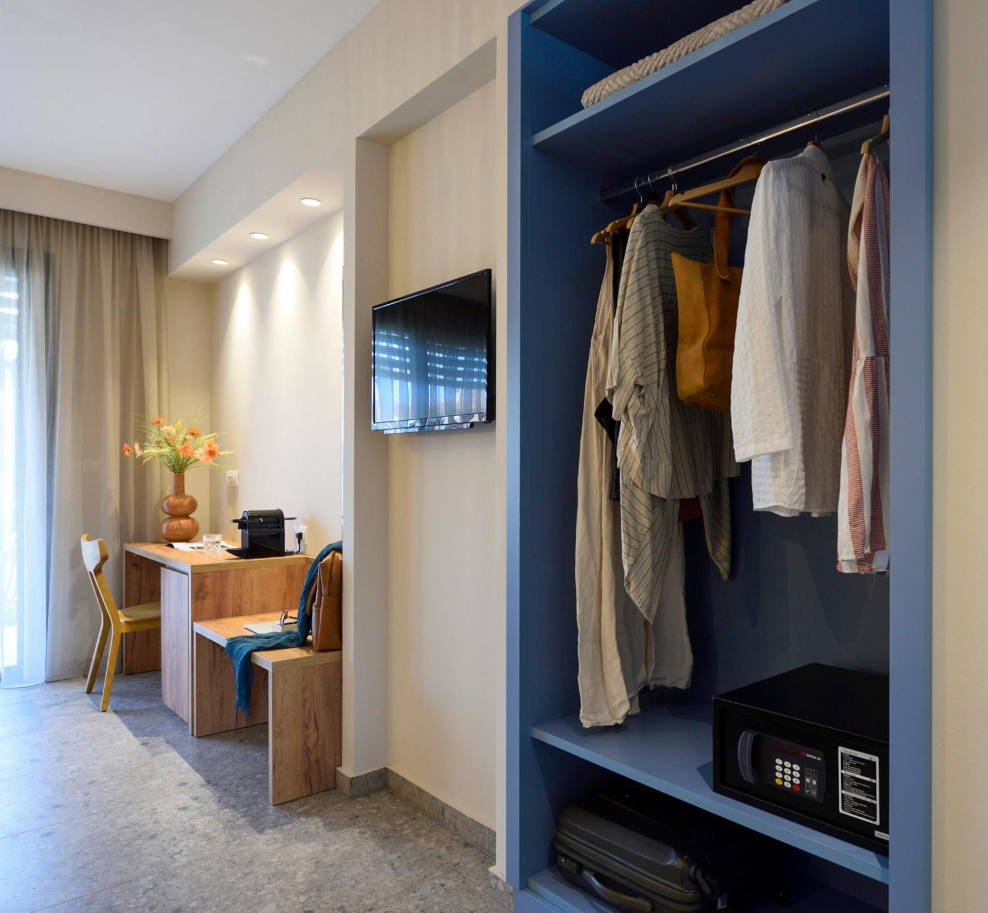 Falena Luxury Rooms Kalyves Polygyrou Exterior photo